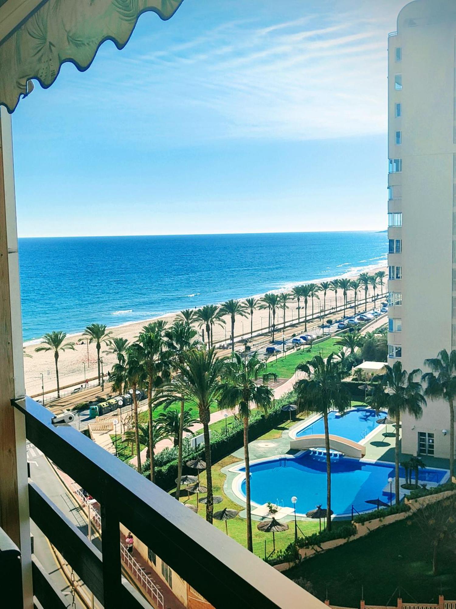 Seaside Beach-Lounge Alicante El Campello Ngoại thất bức ảnh